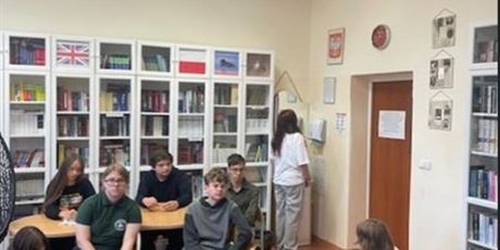 Powiększ grafikę: lekcja-biblioteczna-w-ramach-nprc-zagadki-dla-milosnikow-ksiazek-639655.jpg