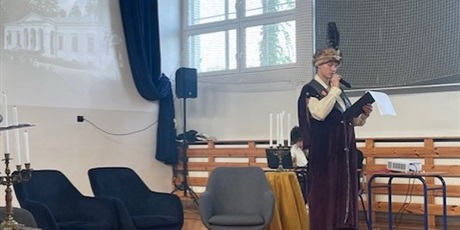 Powiększ grafikę: narodowe-czytanie-jan-kochanowski-poezje-637475.jpg