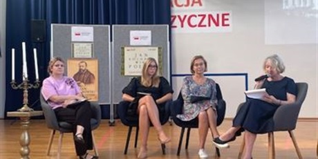 Powiększ grafikę: narodowe-czytanie-jan-kochanowski-poezje-639644.jpg